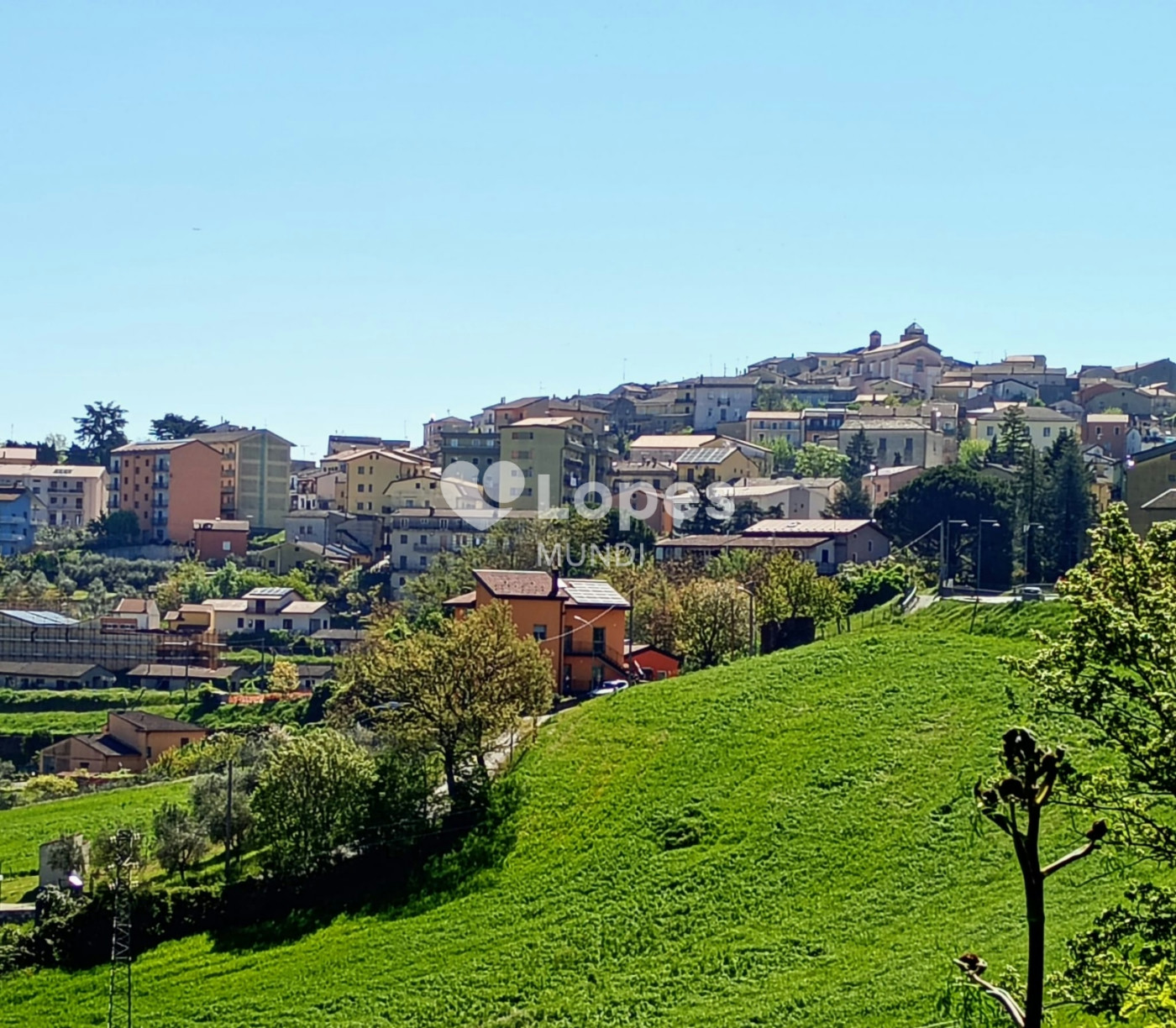 Casa com 3 suítes à venda em Ruoti, Potenza, Itália – Ideal para turismo