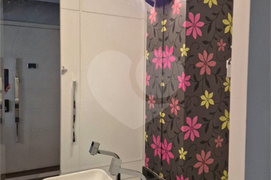 Apartamento à venda com 3 suítes em Santana, São Paulo, SP