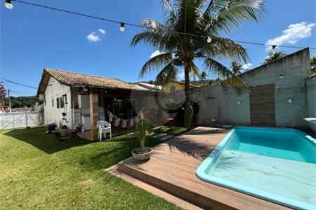 Casa à venda com 2 quartos, sendo 1 suíte, no condomínio Residencial Villa Maria, Rio de Janeiro - RJ