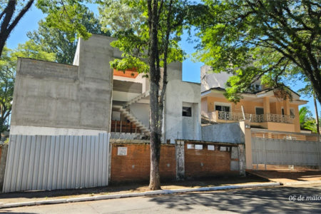 Casa à venda com 4 suítes em Alto da Boa Vista, São Paulo, SP