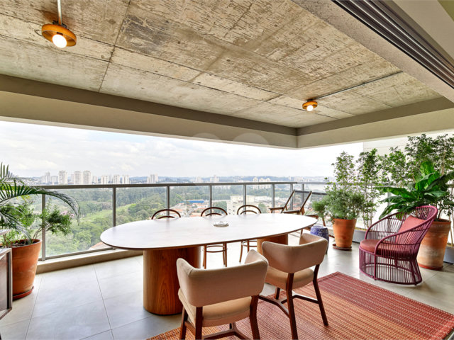 Apartamento à venda com 3 suítes em Jardim Marajoara, São Paulo, SP
