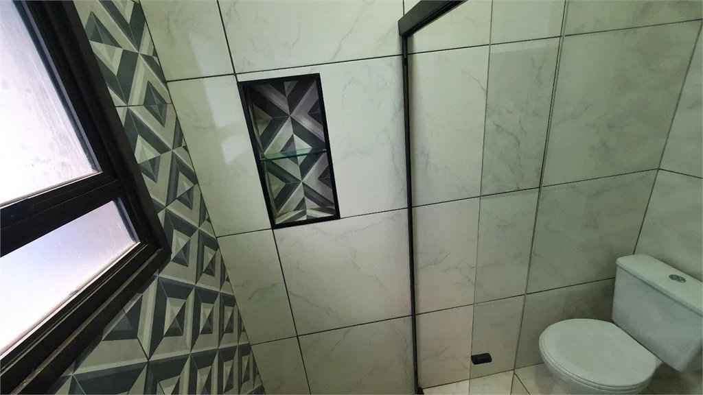 Casa à venda com 3 suítes em Jardim Londrina, São Paulo, SP