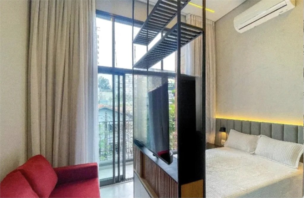 Apartamento à venda ou para alugar com 1 quarto em Pinheiros, São Paulo, SP