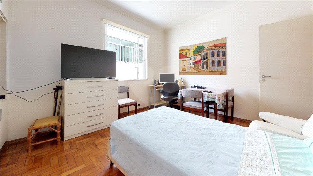 Apartamento à venda com 3 quartos, sendo 1 suíte, em Santa Cecília, São Paulo, SP