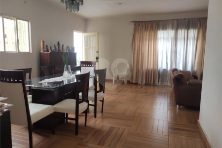 Sobrado à venda com 4 quartos, sendo 1 suíte, em Jardim São Paulo(zona Norte), São Paulo, SP