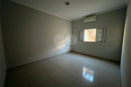 Casa à venda com 3 quartos, sendo 1 suíte, em Ipê, Três Lagoas, MS