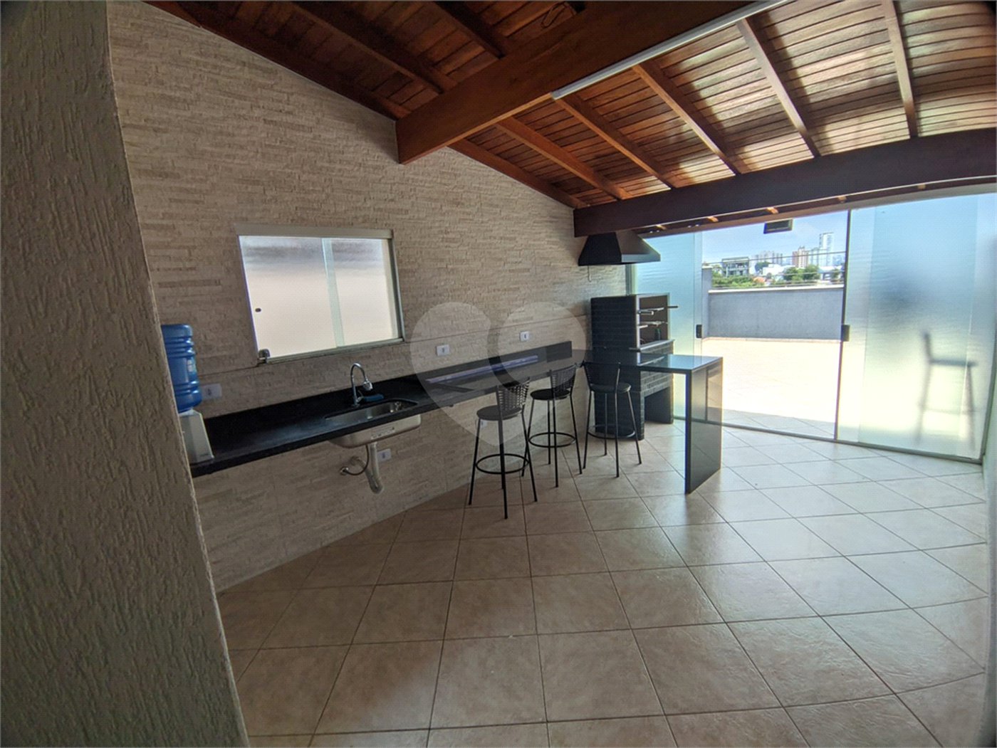 Cobertura à venda com 2 quartos, sendo 1 suíte,  em Vila Scarpelli, Santo André, SP