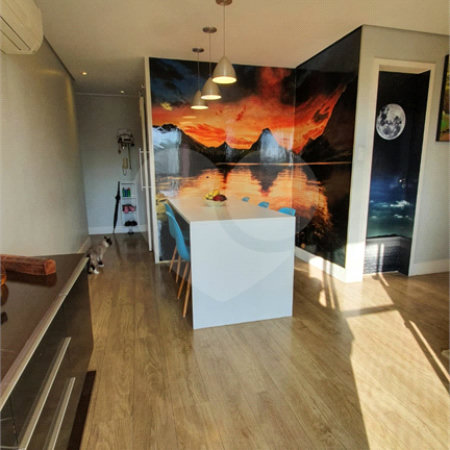 Apartamento à venda com 2 quartos, sendo 1 suíte,  em Jardim Monte Kemel, São Paulo, SP