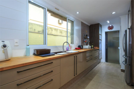 Casa Térrea à venda com 4 quartos, sendo 3 suítes, em Jardim Marajoara, São Paulo, SP