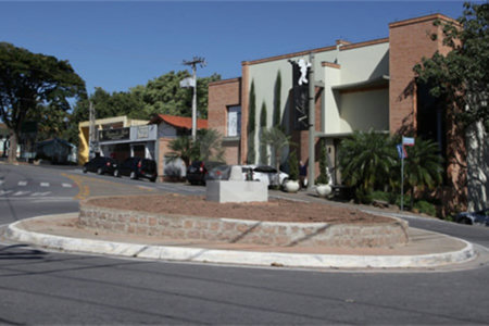 Casa Térrea à venda com 2 quartos em João Xxiii, Vinhedo, SP