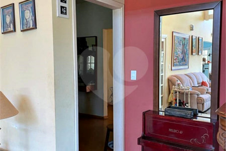 Casa à venda com 4 quartos, sendo 3 suítes,  no condomínio Terras de Santa Teresa, Itupeva - SP