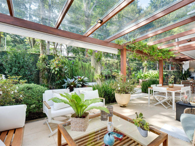 Casa à venda com 3 suítes no condomínio Parc Vignoble, São Paulo - SP