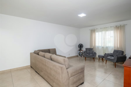 Sobrado à venda com 3 quartos, sendo 1 suíte, em Chácara Santo Antônio, São Paulo, SP
