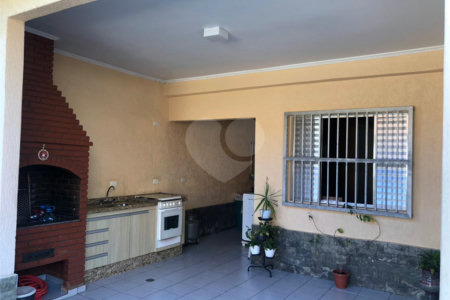 Casa à venda com 3 quartos, sendo 1 suíte, em Cidade Cruzeiro do Sul, Suzano, SP