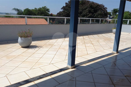 Casa à venda com 8 quartos, sendo 3 suítes,  no condomínio Terras de Santa Rosa, Salto - SP