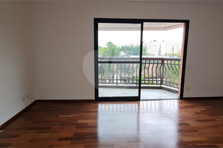 Apartamento para alugar com 3 quartos, sendo 1 suíte, em Chácara Santo Antônio, São Paulo, SP
