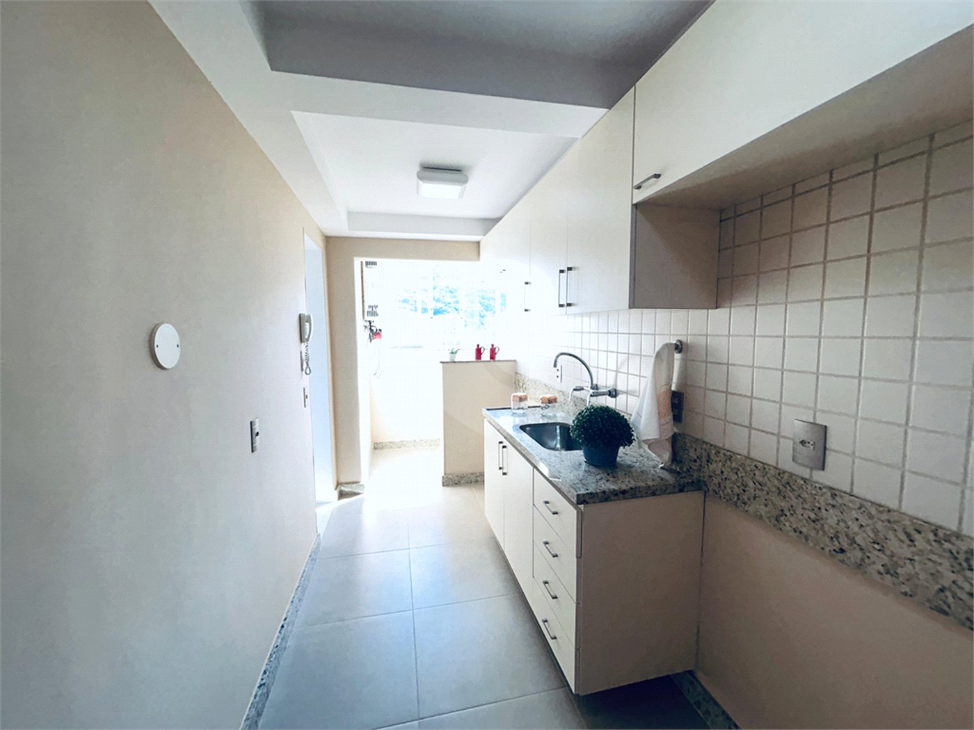 Apartamento à venda com 2 quartos, sendo 1 suíte, em Grajaú, Rio de Janeiro, RJ