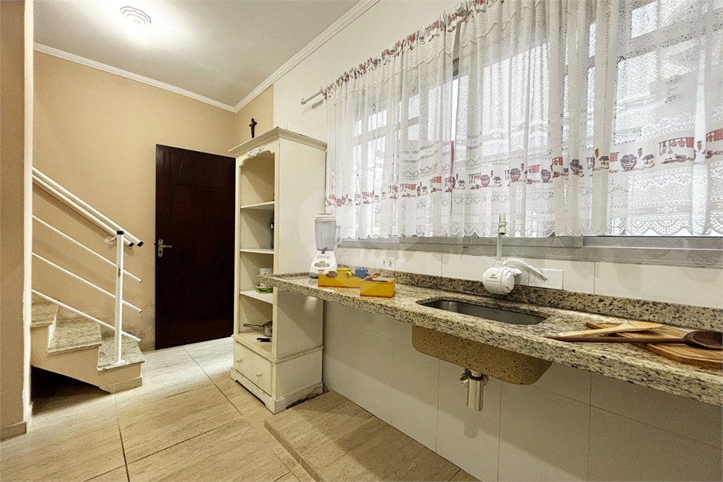 Casa à venda com 5 quartos, sendo 1 suíte, em Jardim Caravelas, São Paulo, SP