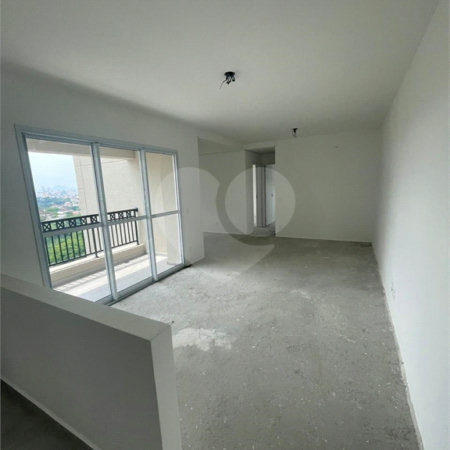 Apartamento à venda com 3 quartos, sendo 1 suíte,  em Vila Suzana, São Paulo, SP