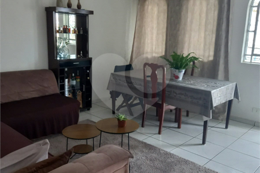 Casa Térrea à venda com 3 quartos, sendo 1 suíte, em Parada Inglesa, São Paulo, SP