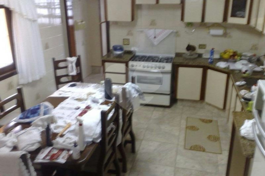Sobrado à venda com 4 quartos, sendo 2 suítes, em Vila Guilherme, São Paulo, SP