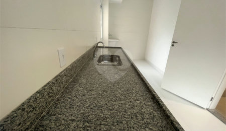 Casa à venda com 2 quartos no condomínio Severa, São Paulo - SP