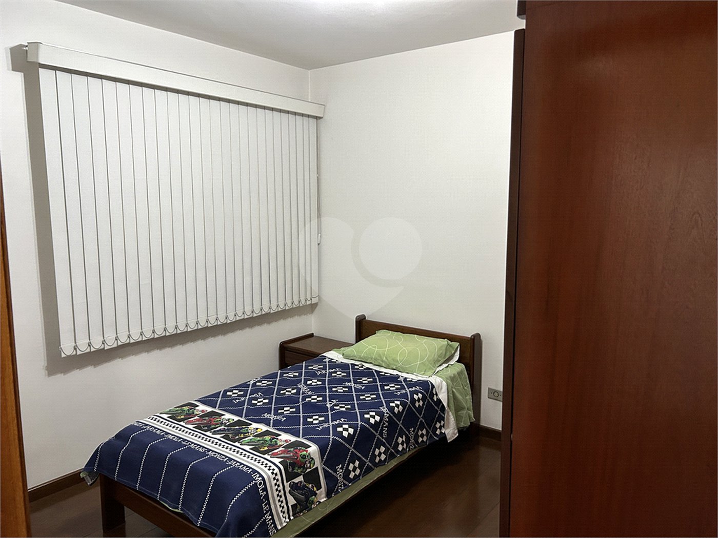 Sobrado à venda com 3 quartos, sendo 1 suíte,  em Jardim das Vertentes, São Paulo, SP
