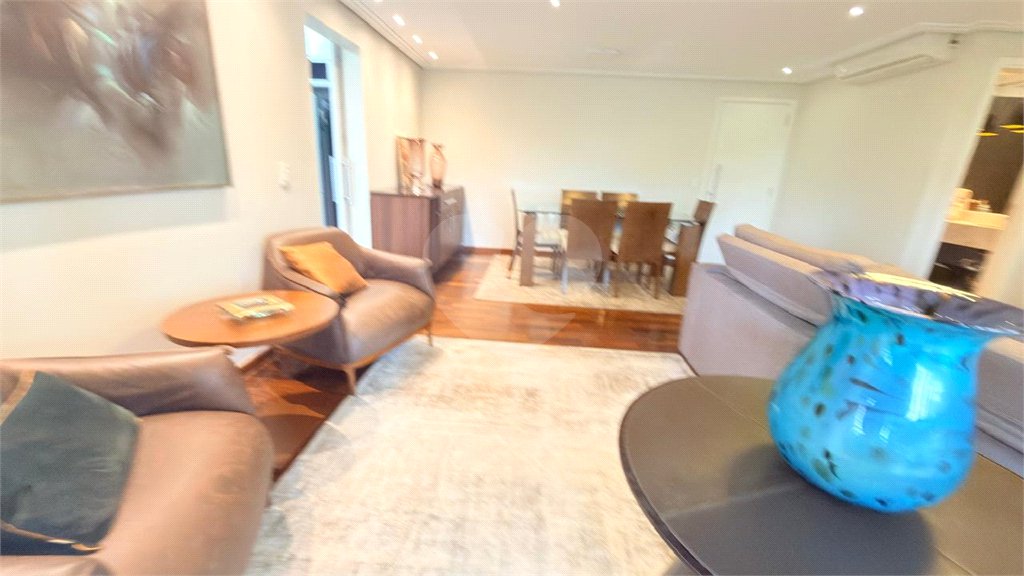 Apartamento à venda com 3 suítes em Santa Teresinha, São Paulo, SP