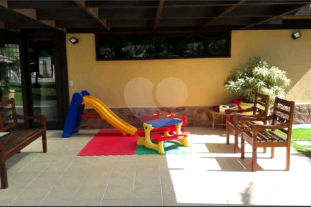 Casa em condomínio à venda com 2 quartos, sendo 1 suíte,  em Manguinhos, Armação dos Búzios, RJ
