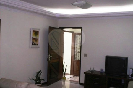 Sobrado à venda com 3 quartos, sendo 1 suíte, em Vila Medeiros, São Paulo, SP