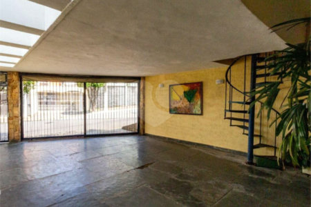 Casa à venda com 3 quartos, sendo 2 suítes, em Jardim Brasil (zona Sul), São Paulo, SP