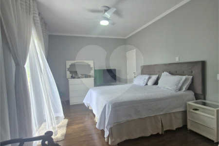 Casa à venda com 4 quartos, sendo 2 suítes, no condomínio Grape Village, Vinhedo - SP