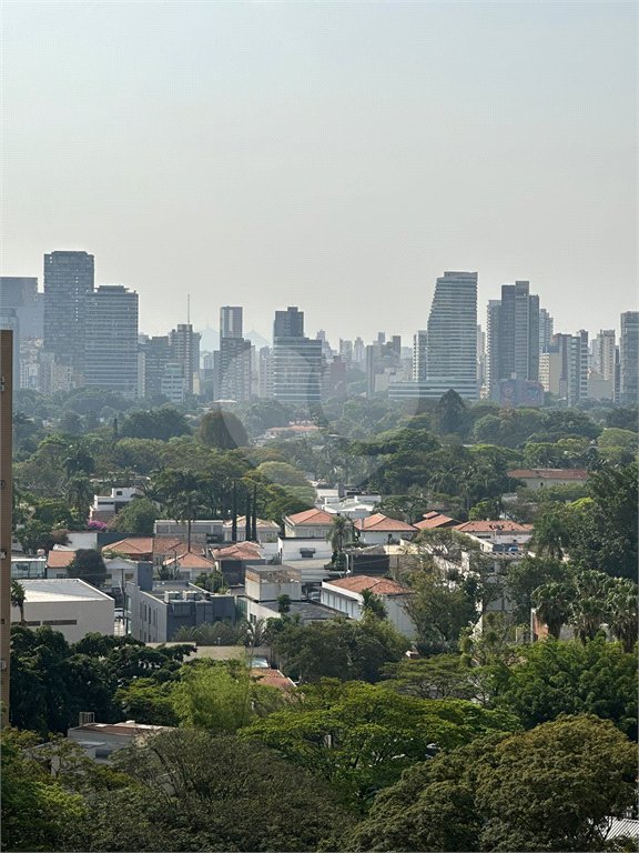 Apartamento à venda com 2 suítes em Jardim Europa, São Paulo, SP