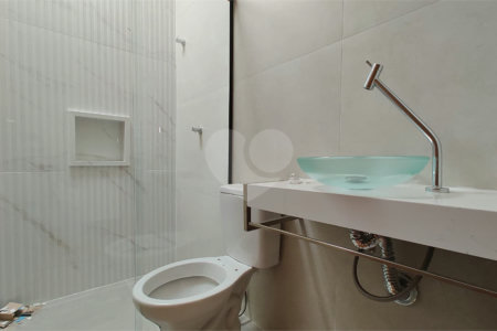 Casa de Vila à venda com 3 quartos, sendo 1 suíte,  em Éden, Sorocaba, SP