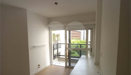 Apartamento à venda com 3 quartos, sendo 1 suíte, em Vila Olímpia, São Paulo, SP