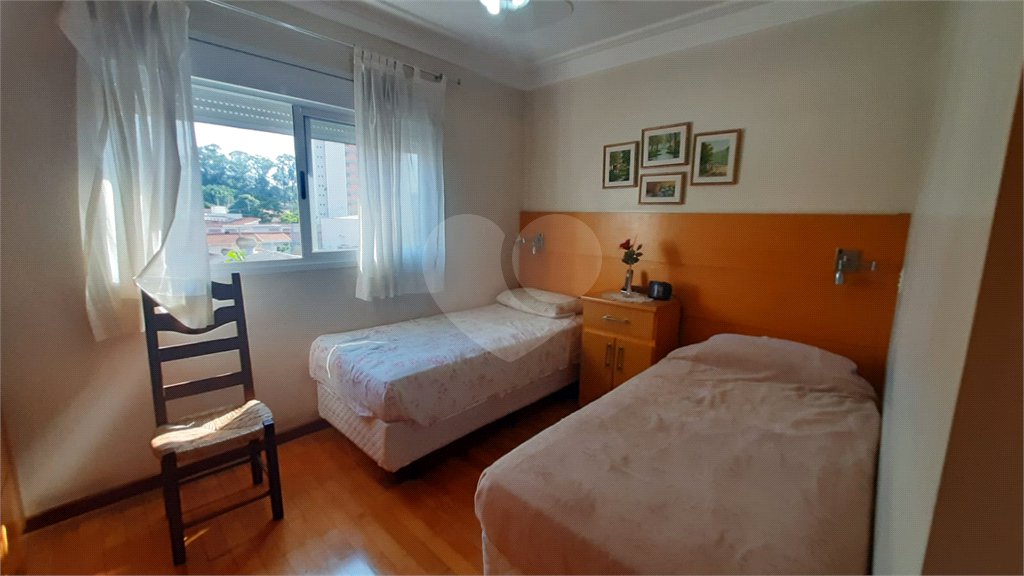 Apartamento à venda com 4 quartos, sendo 1 suíte, em Chácara Santo Antônio, São Paulo, SP