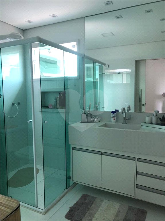 Sobrado à venda com 3 quartos, sendo 1 suíte,  em Vila Varela, Poá, SP