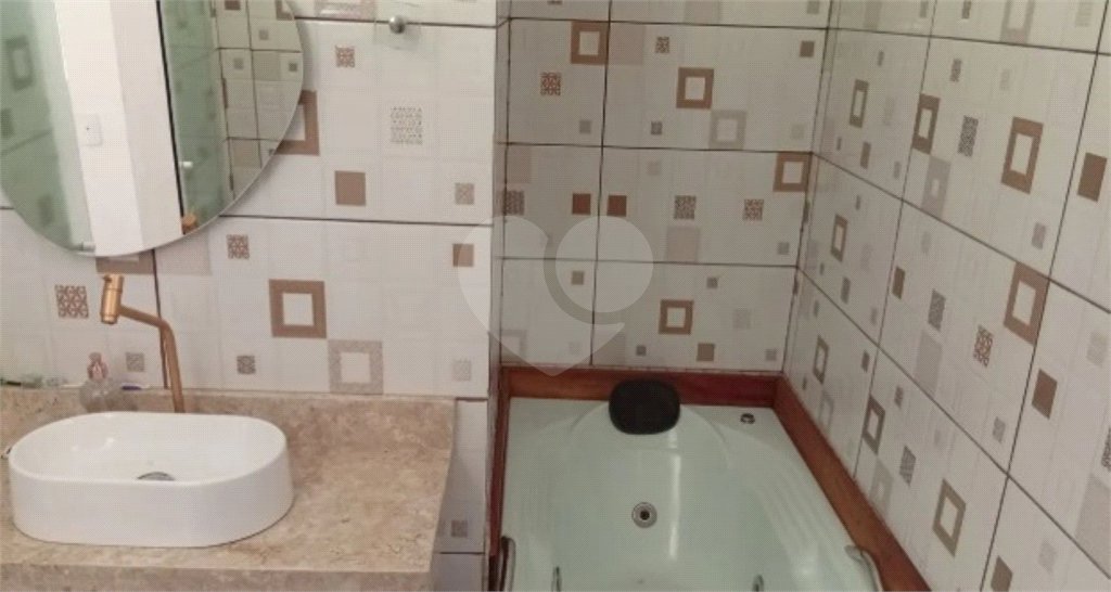 Chácara à venda com 4 quartos em Parque Maria Fernandes, São Paulo, SP