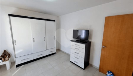 Sobrado à venda com 5 quartos, sendo 1 suíte,  em Vila Moraes, São Paulo, SP
