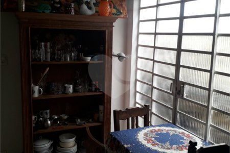 Sobrado à venda com 3 quartos em Vila Romana, São Paulo, SP