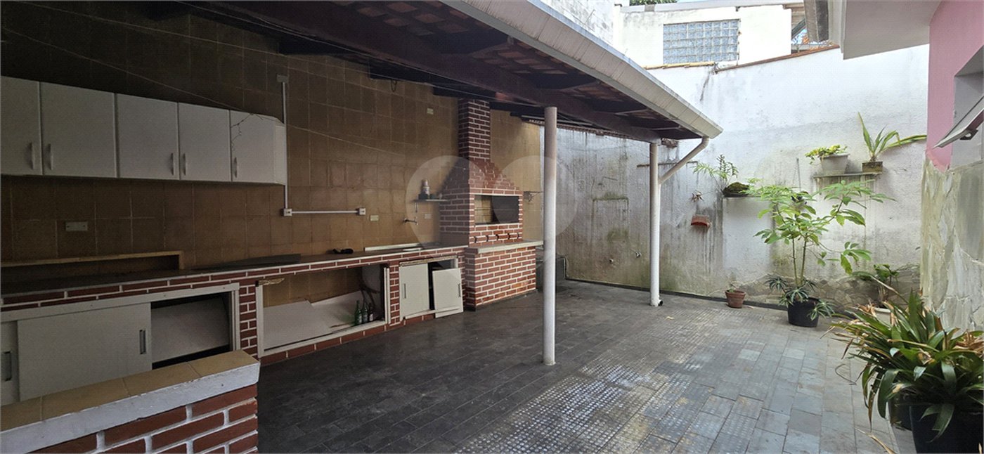 Casa à venda com 3 quartos, sendo 1 suíte, em Lar São Paulo, São Paulo, SP