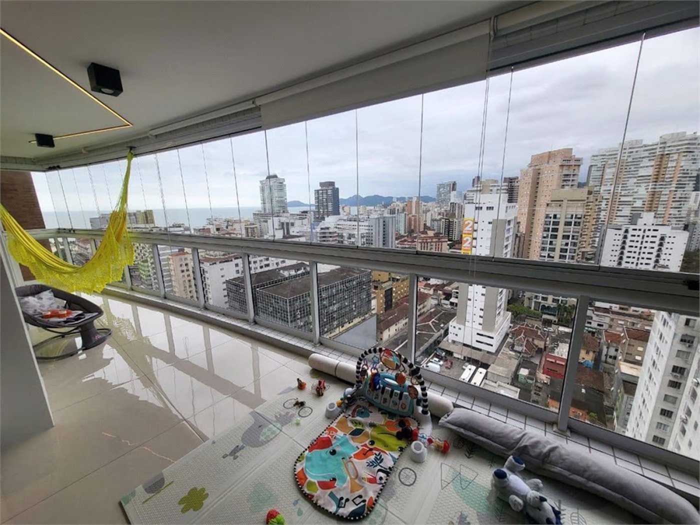 Apartamento Residencial à venda, Gonzaga, Santos - AP1097.