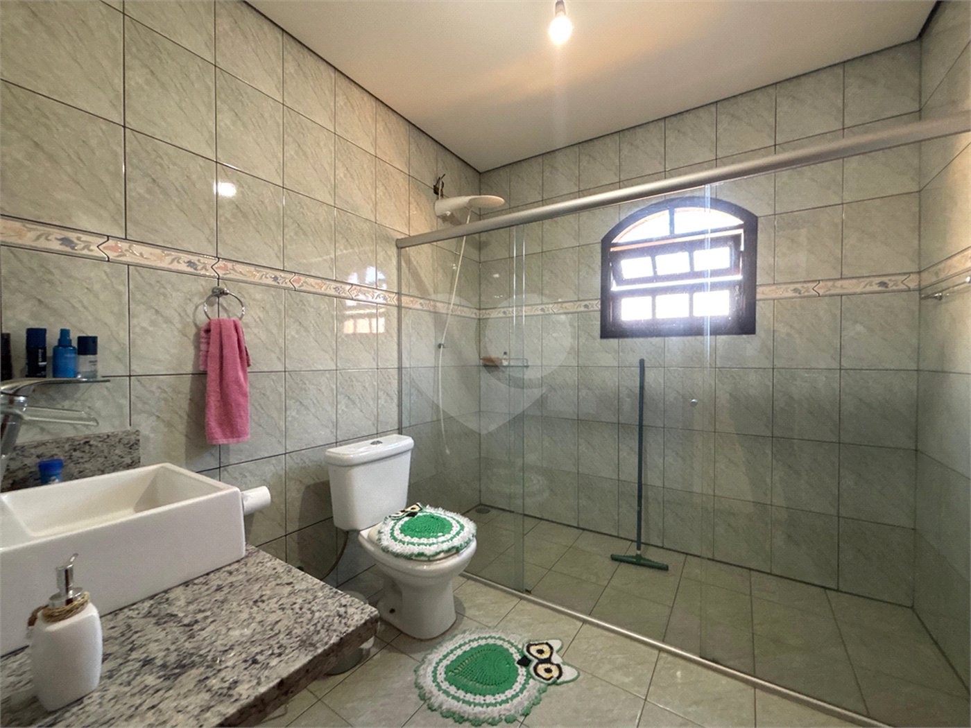 Casa à venda com 3 quartos, sendo 1 suíte, em Vila Galvão, Guarulhos, SP