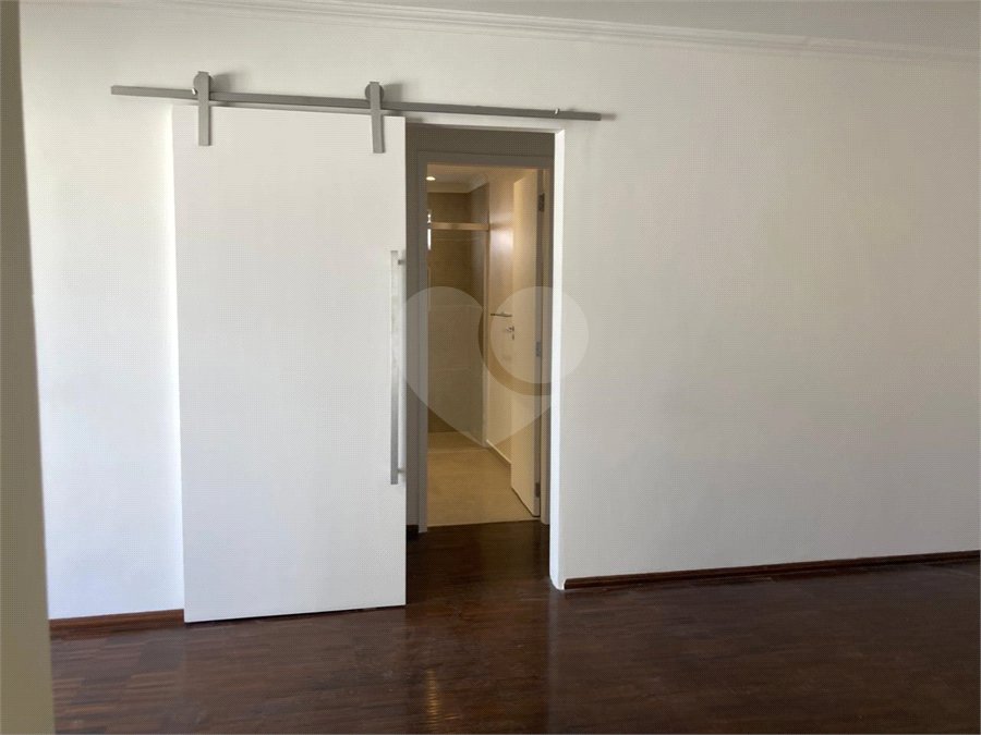 Apartamento para alugar com 3 quartos em Chácara Santo Antônio, São Paulo, SP