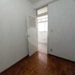 Apartamento à venda com 3 quartos, sendo 1 suíte, em Pinheiros, São Paulo, SP
