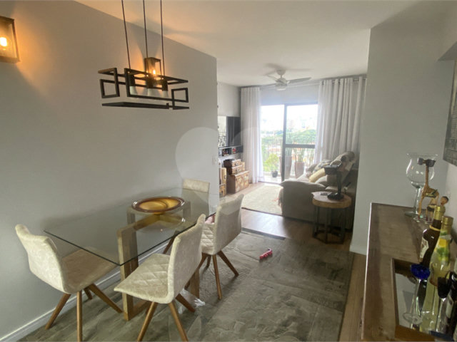 Apartamento à venda com 2 quartos, sendo 1 suíte,  em Campo Belo, São Paulo, SP