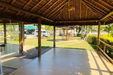 Casa à venda com 4 suítes no condomínio Osato, Atibaia - SP