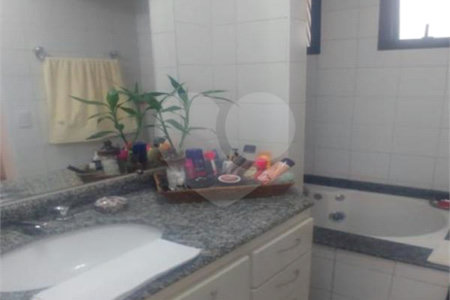 Apartamento à venda com 3 quartos, sendo 1 suíte,  em Cambuci, São Paulo, SP