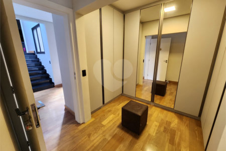 Casa à venda com 4 suítes em Jardim Prudência, São Paulo, SP