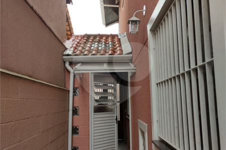 Sobrado à venda com 3 quartos, sendo 1 suíte, em Parque Ipê, São Paulo, SP